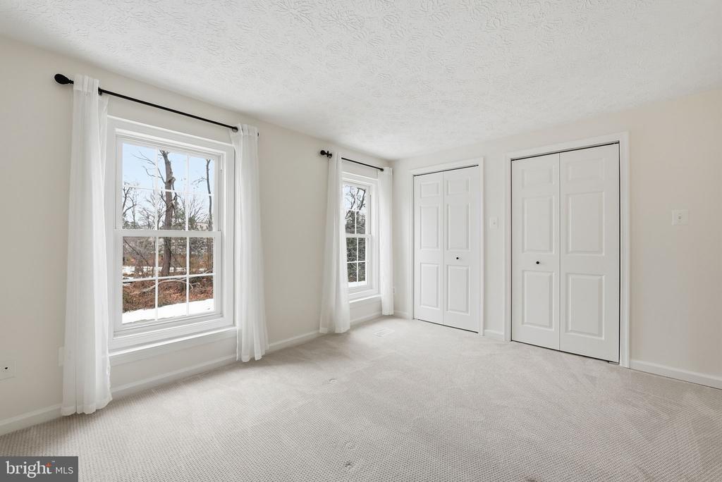 1669 POPLAR GROVE DRIVE