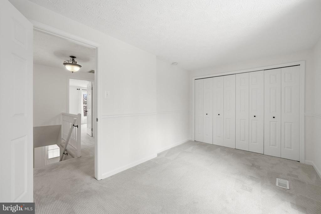 1669 POPLAR GROVE DRIVE