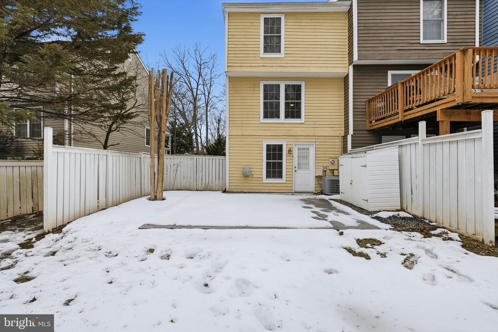 1669 POPLAR GROVE DRIVE
