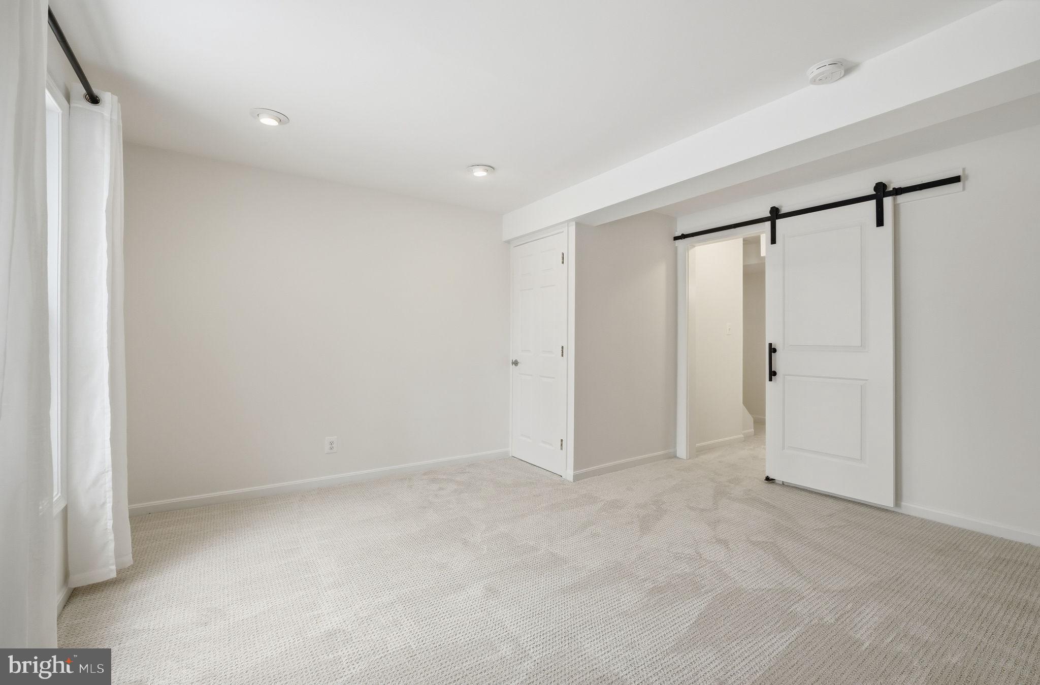 1669 POPLAR GROVE DRIVE