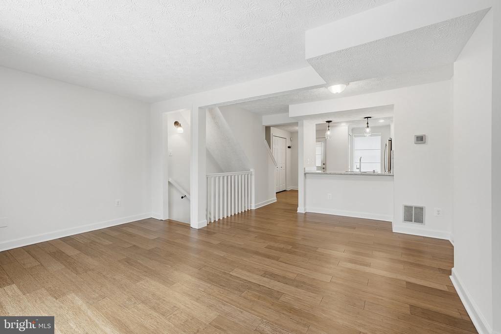 1669 POPLAR GROVE DRIVE