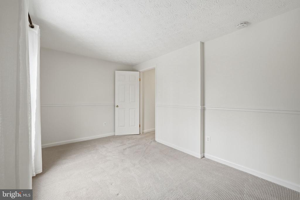 1669 POPLAR GROVE DRIVE