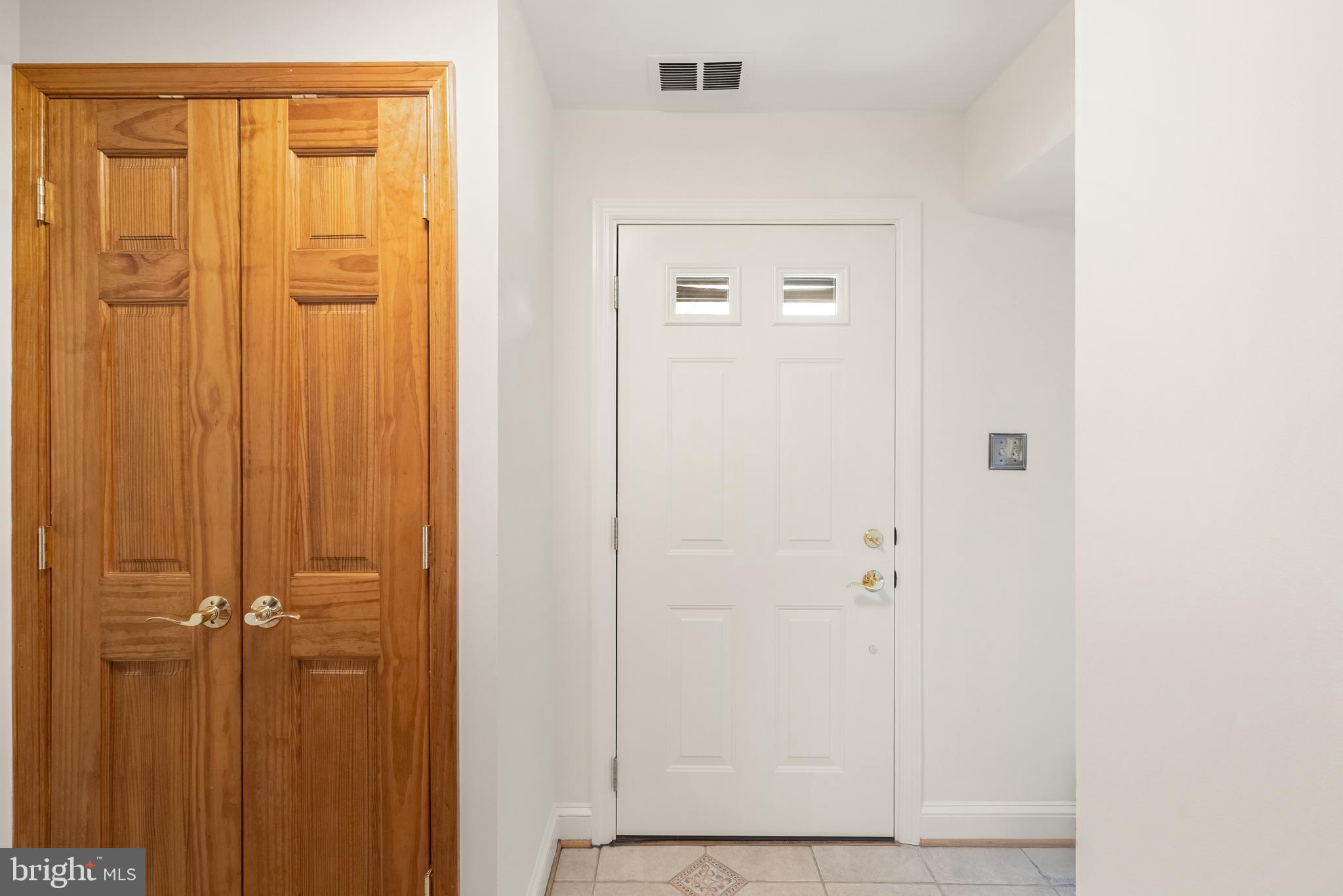 1838 GOLF VIEW COURT