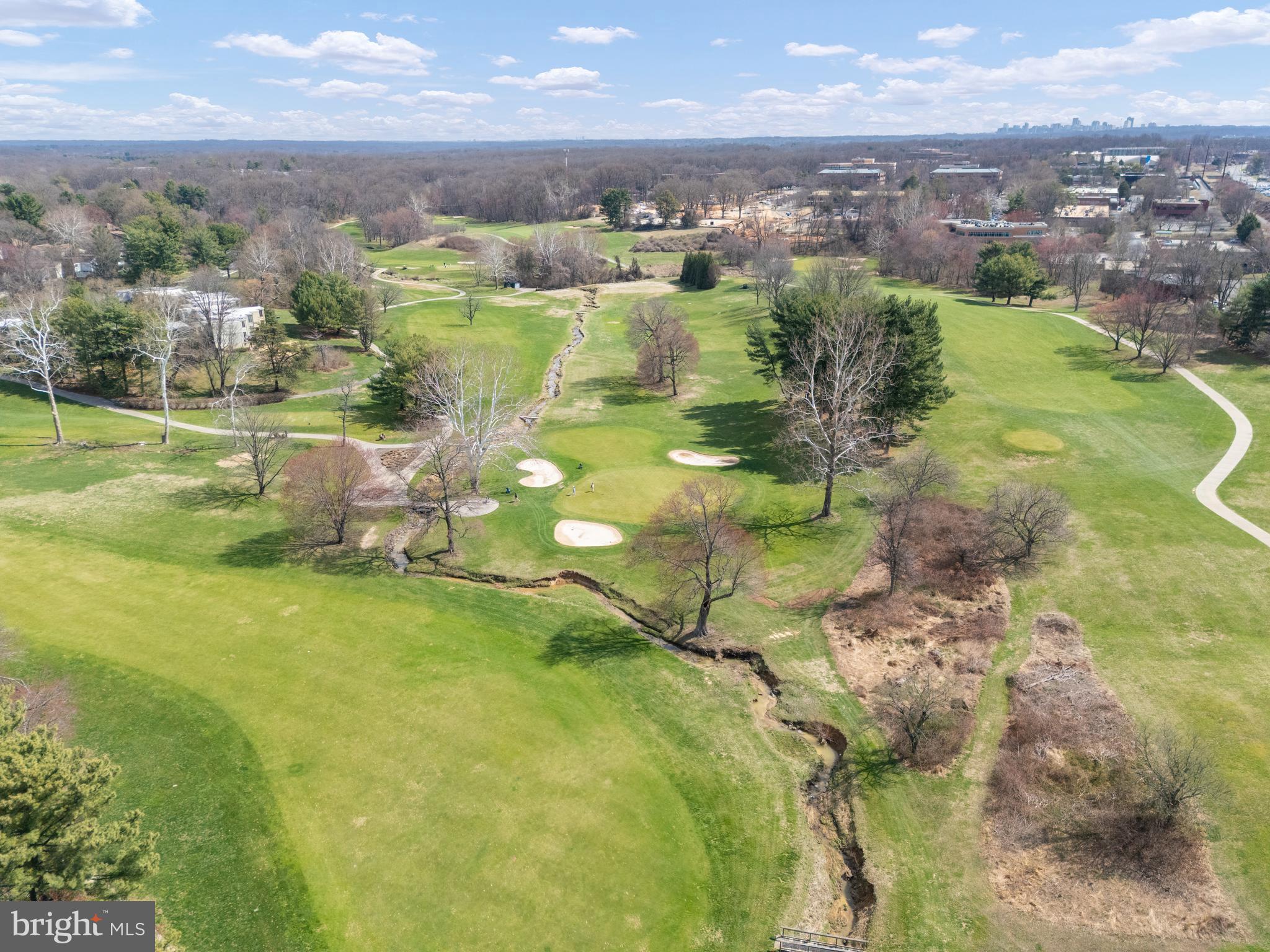 1838 GOLF VIEW COURT