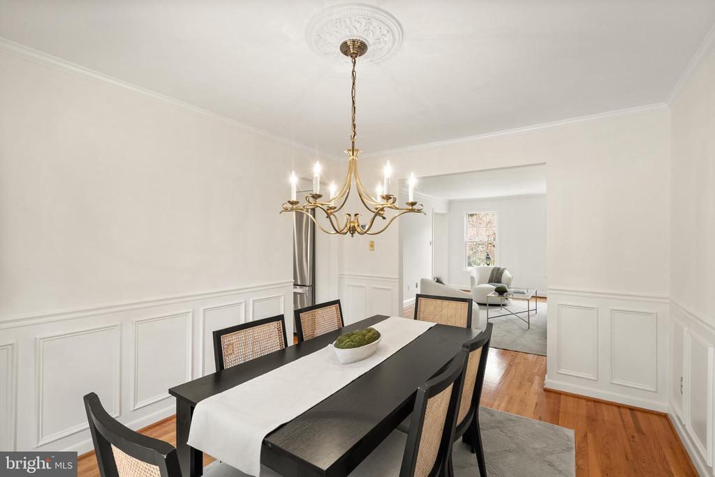 1838 GOLF VIEW COURT