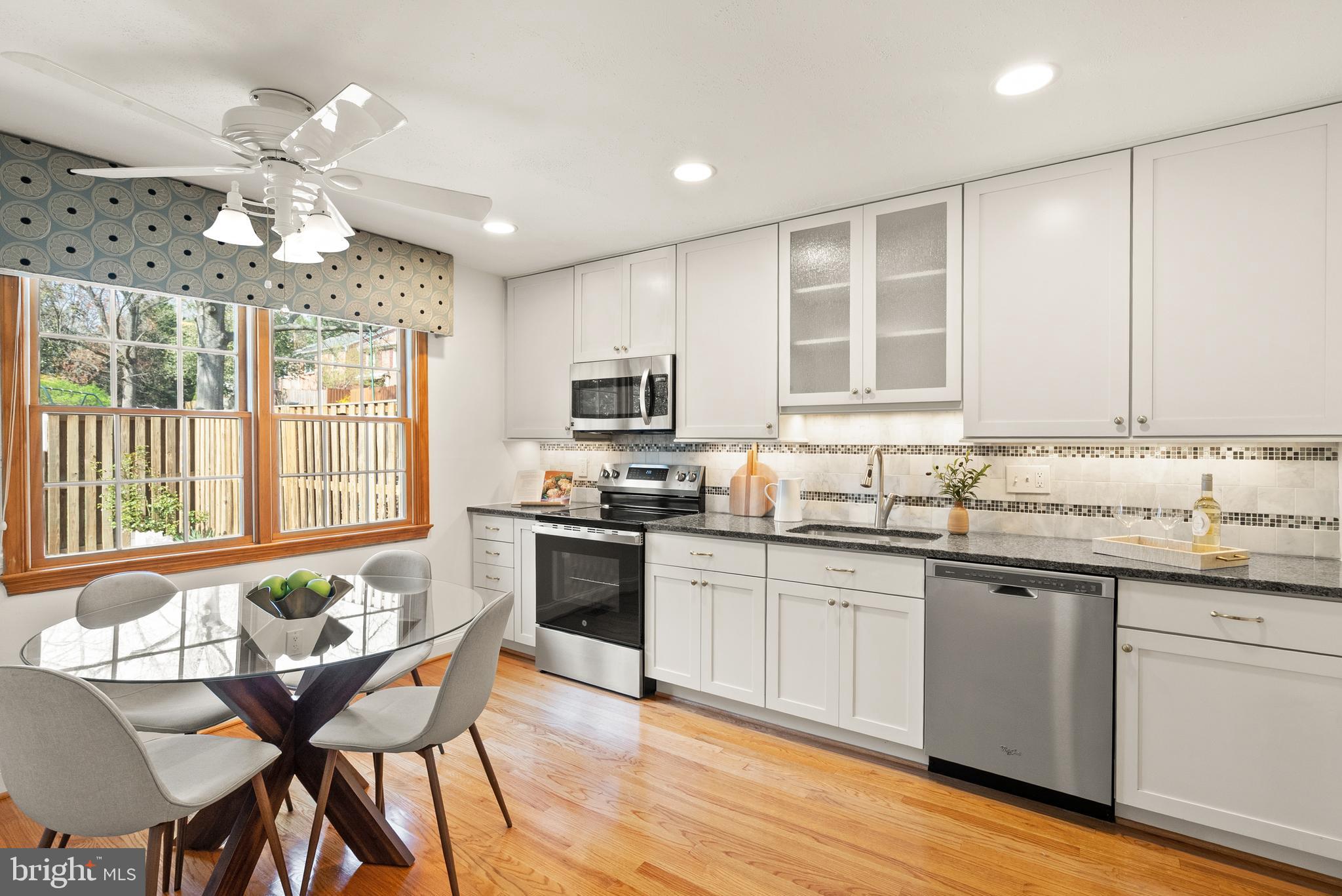 1838 GOLF VIEW COURT