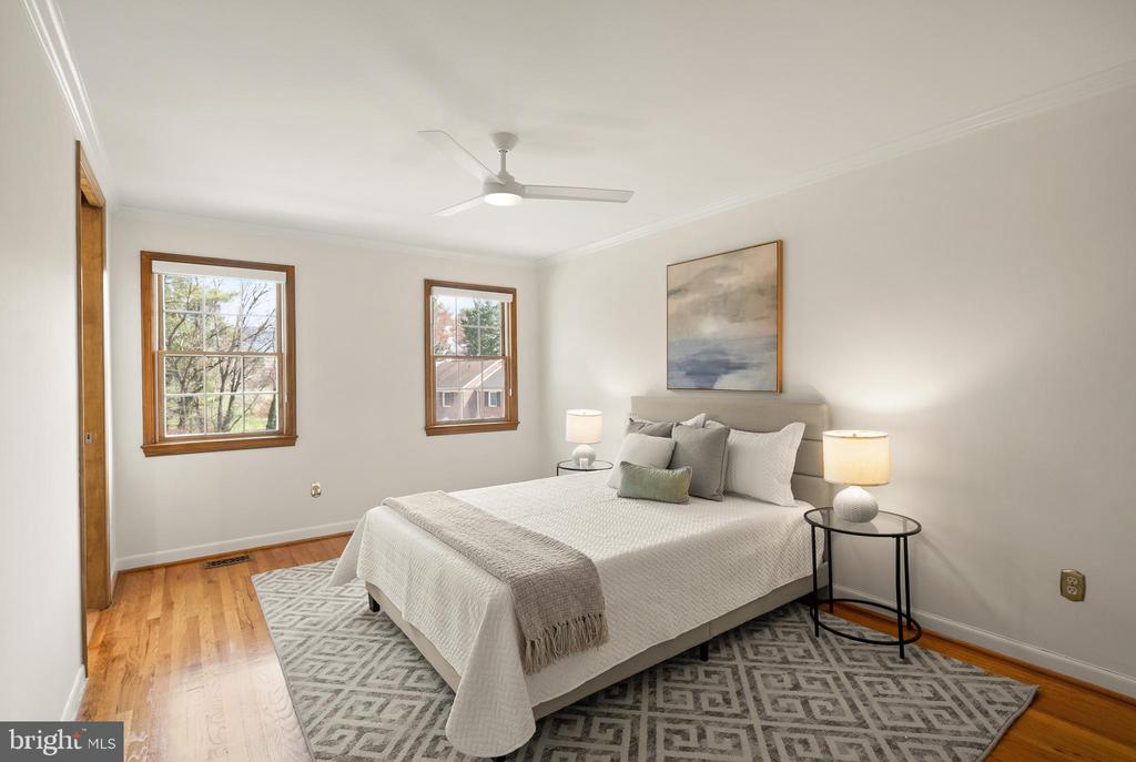 1838 GOLF VIEW COURT