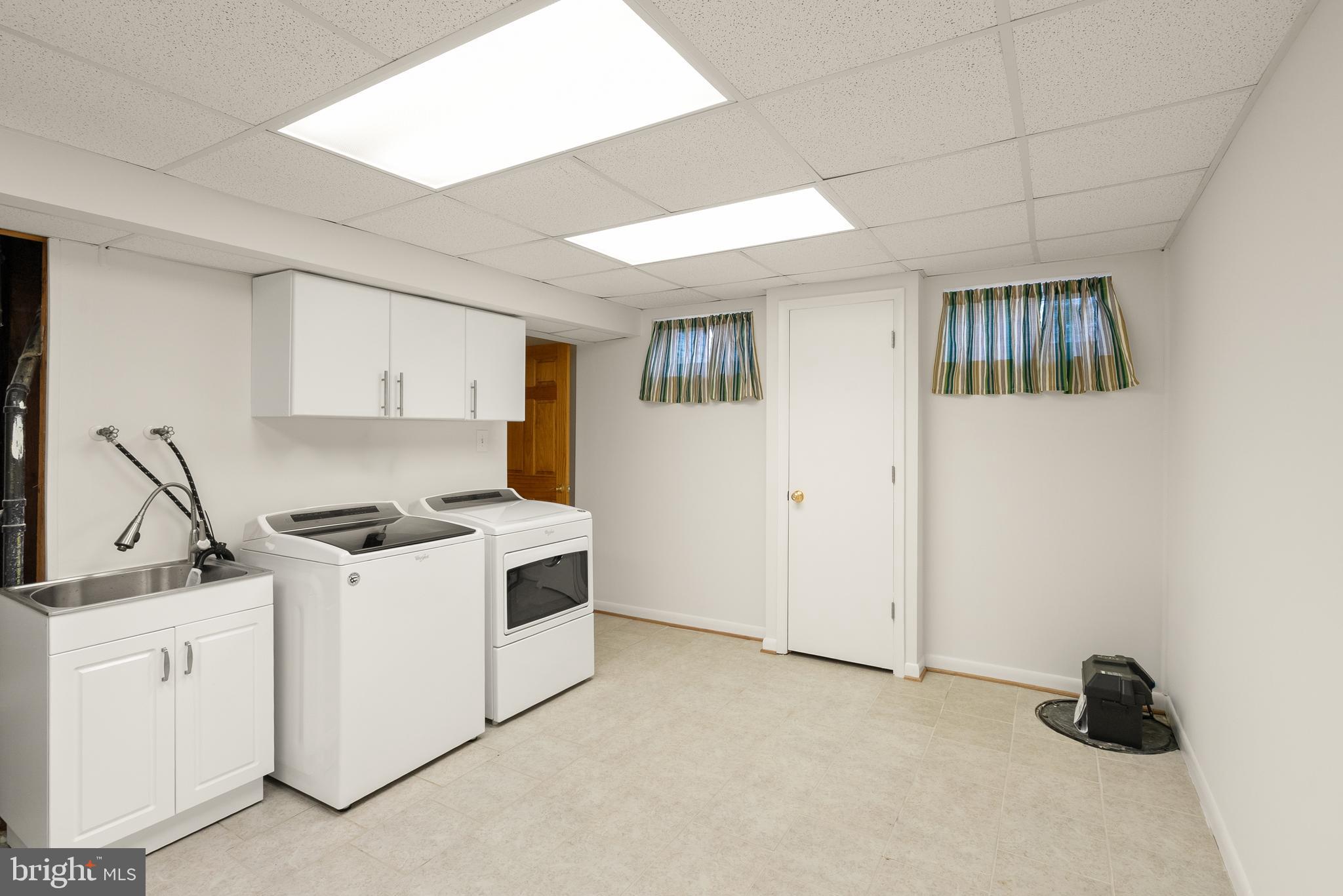 1838 GOLF VIEW COURT