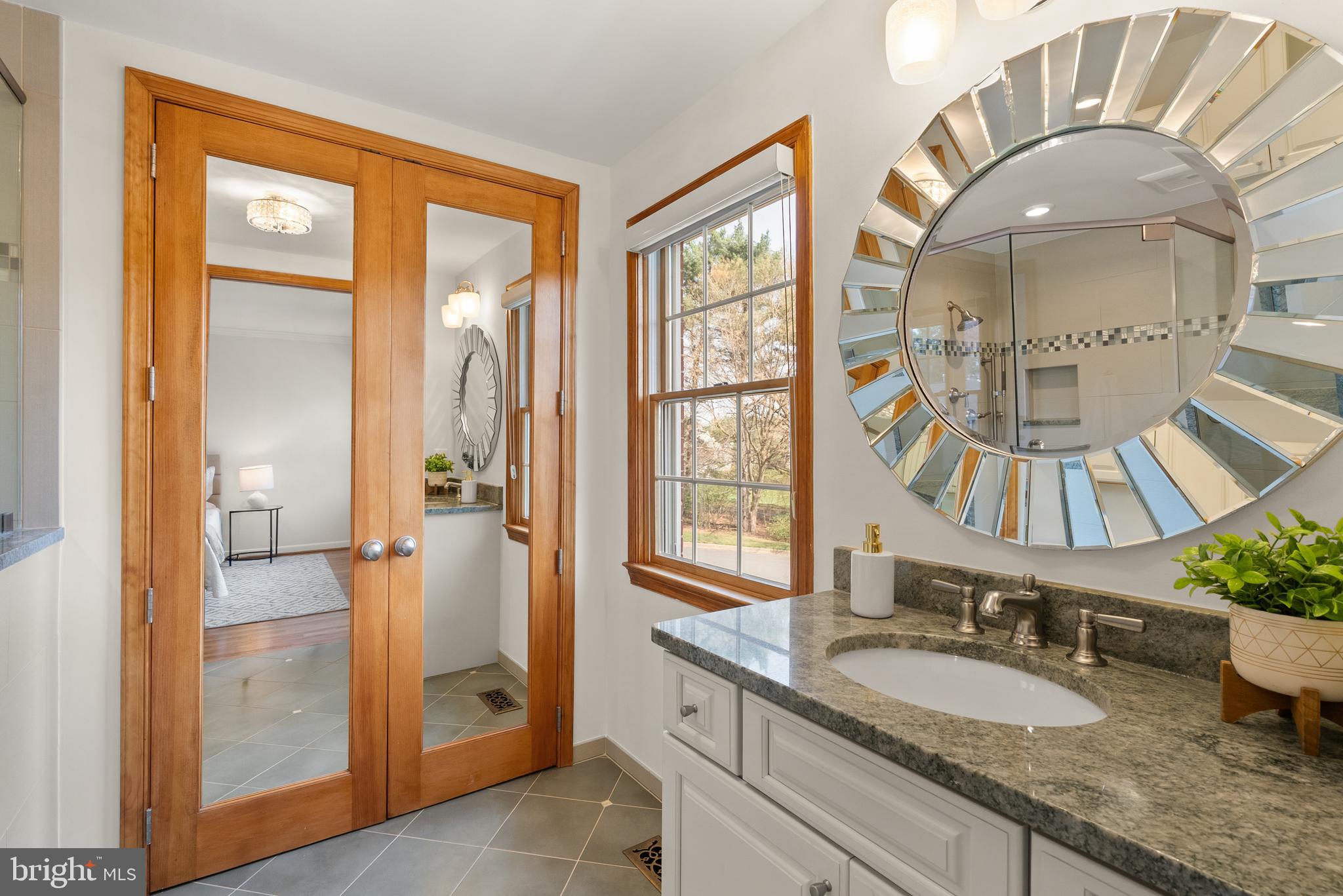 1838 GOLF VIEW COURT