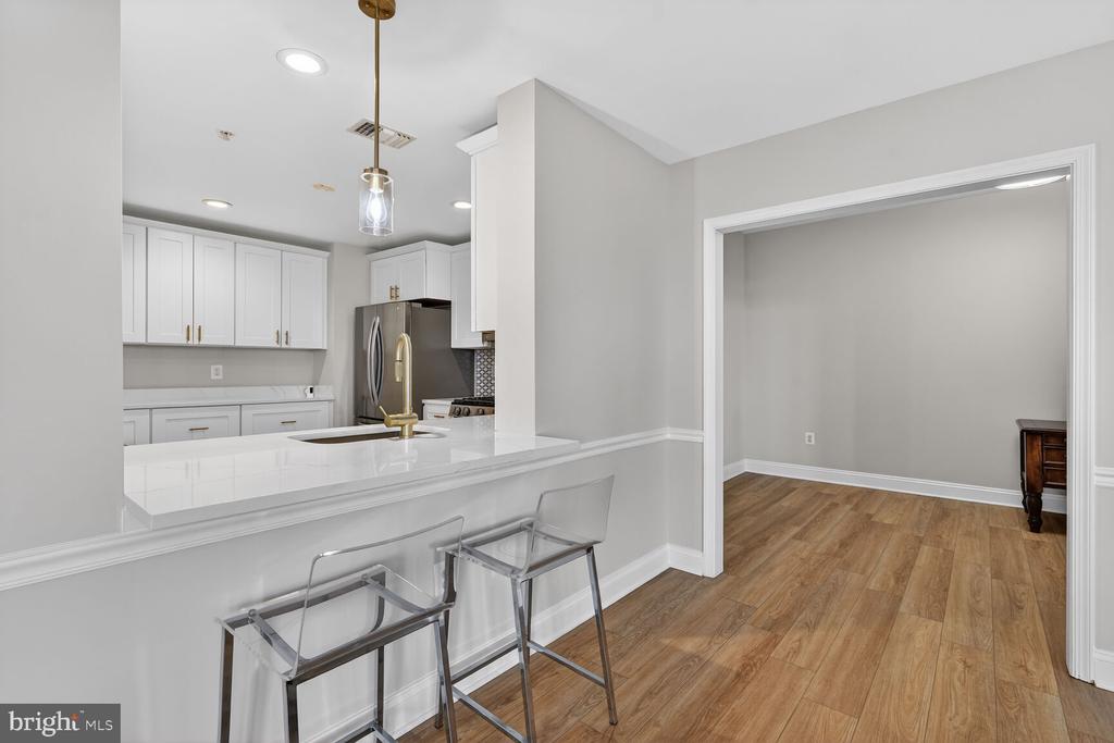 11776 STRATFORD HOUSE PLACE 1008