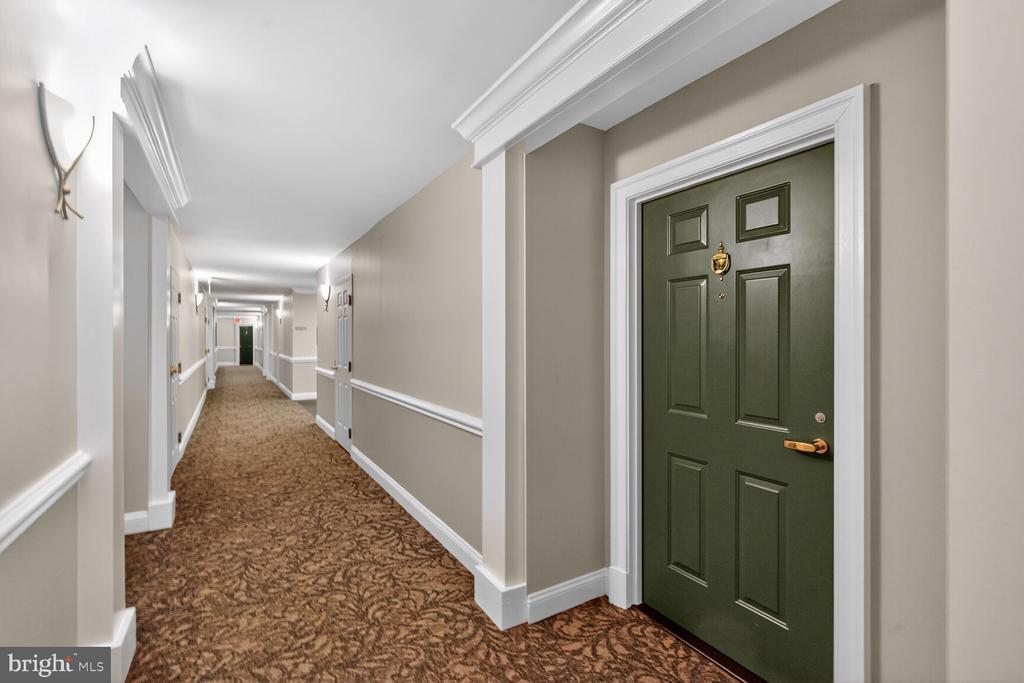 11776 STRATFORD HOUSE PLACE 1008