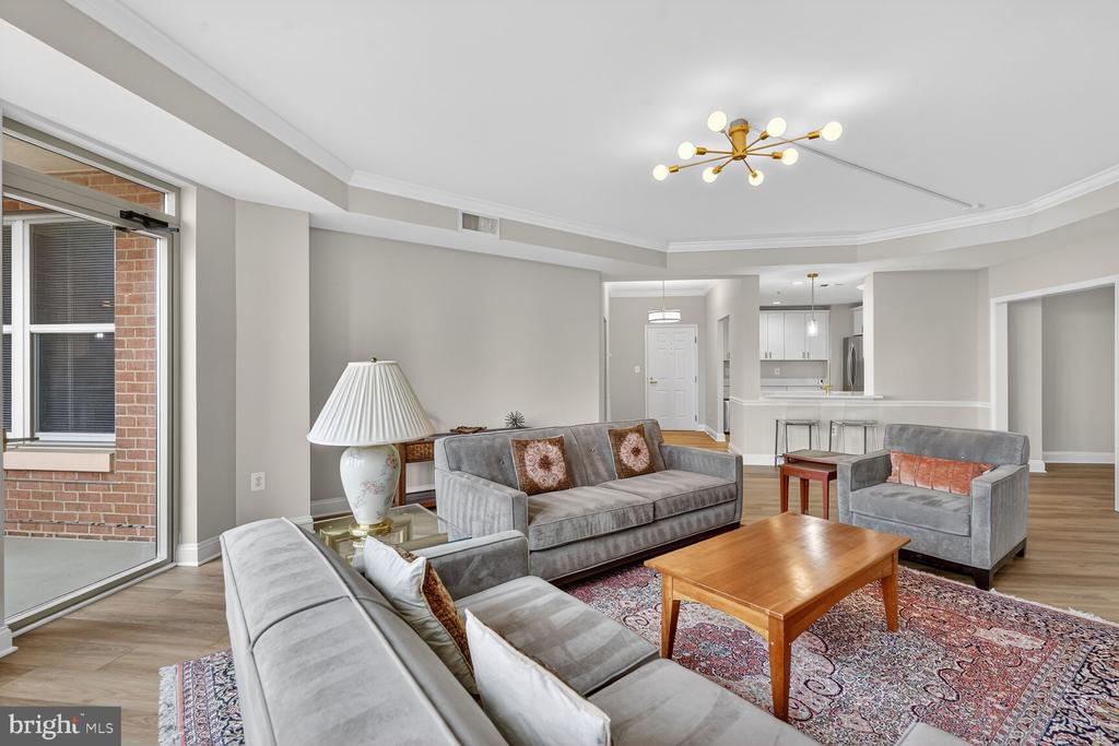 11776 STRATFORD HOUSE PLACE 1008