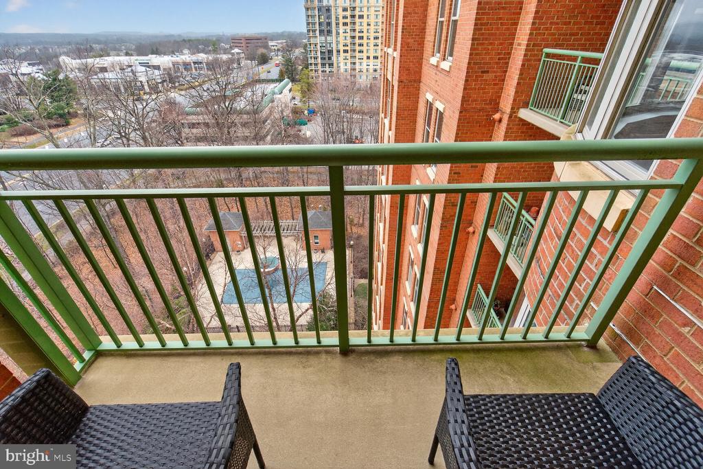 11776 STRATFORD HOUSE PLACE 1008
