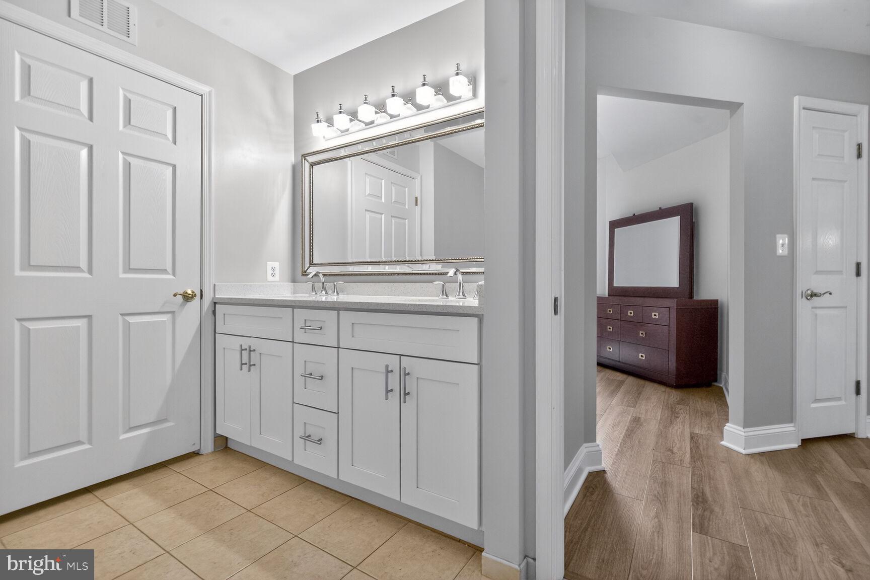 11776 STRATFORD HOUSE PLACE 1008