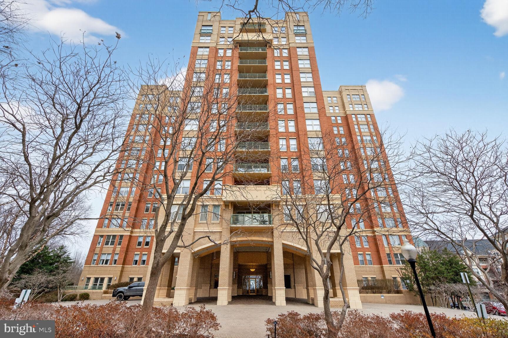 11776 STRATFORD HOUSE PLACE 1008
