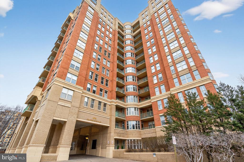 11776 STRATFORD HOUSE PLACE 1008