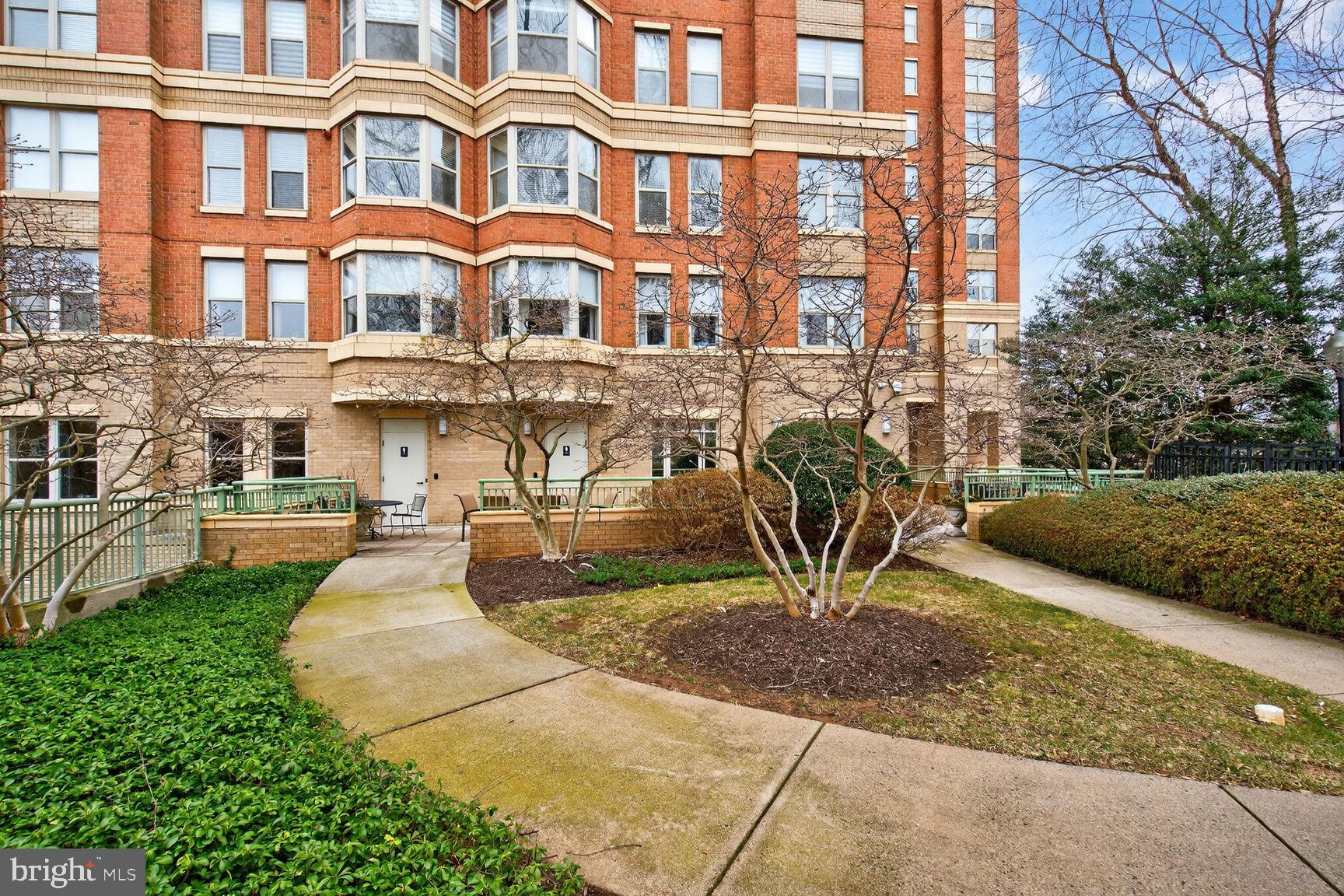 11776 STRATFORD HOUSE PLACE 1008