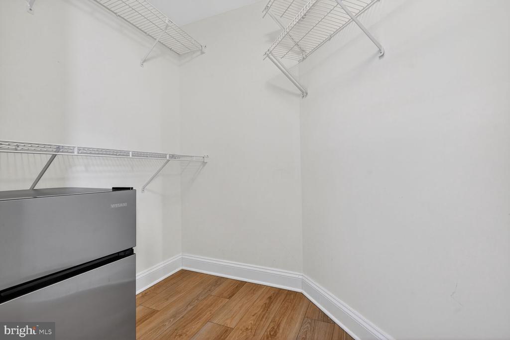 11776 STRATFORD HOUSE PLACE 1008