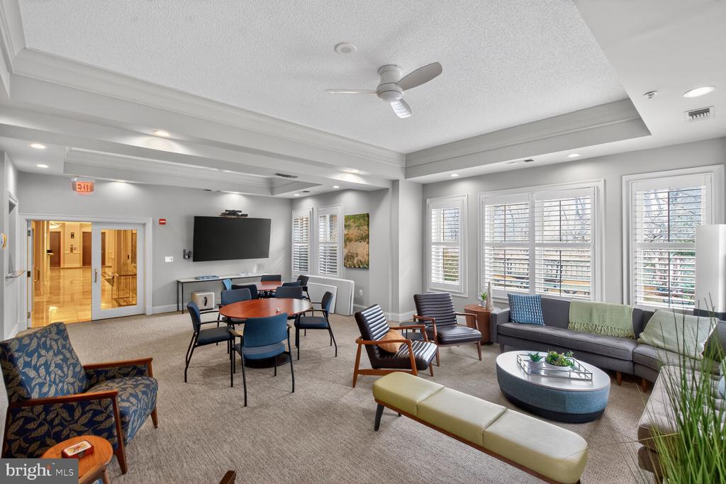 11776 STRATFORD HOUSE PLACE 1008