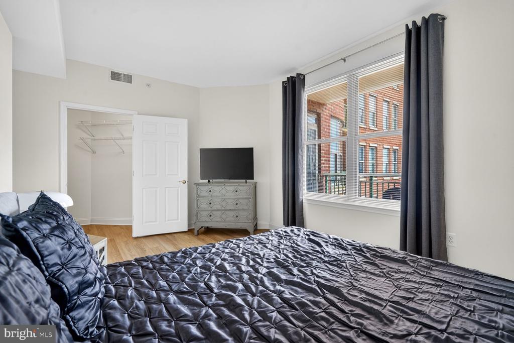 11776 STRATFORD HOUSE PLACE 1008