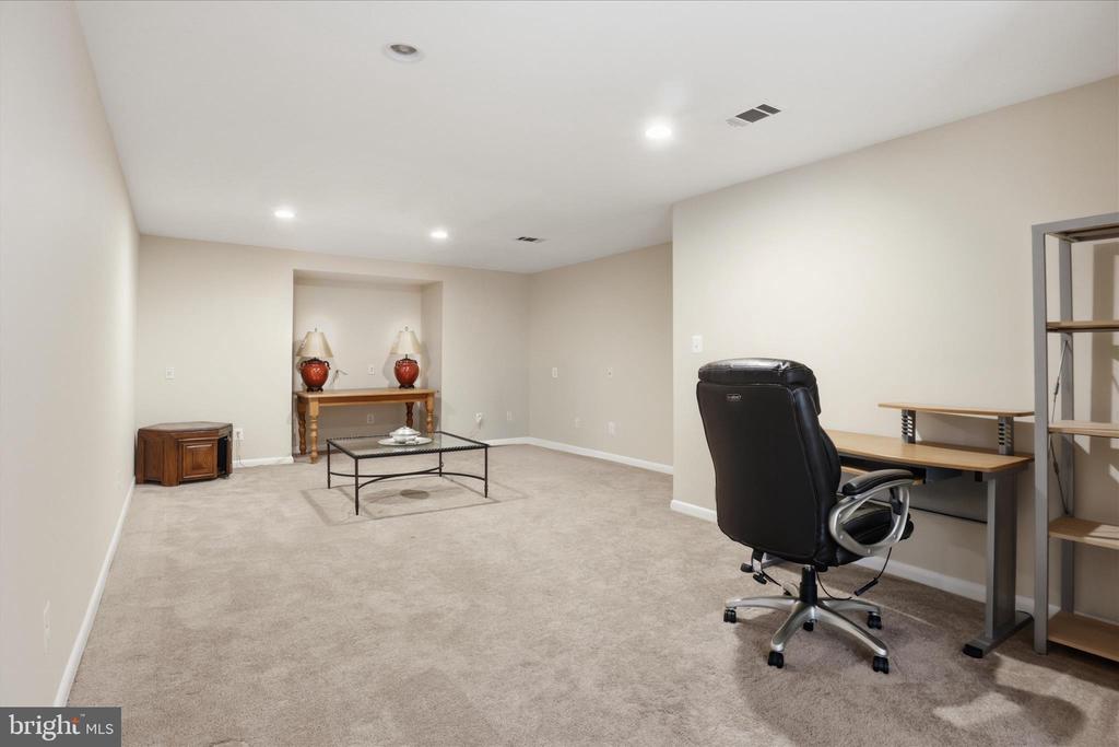 11668 GILMAN LANE