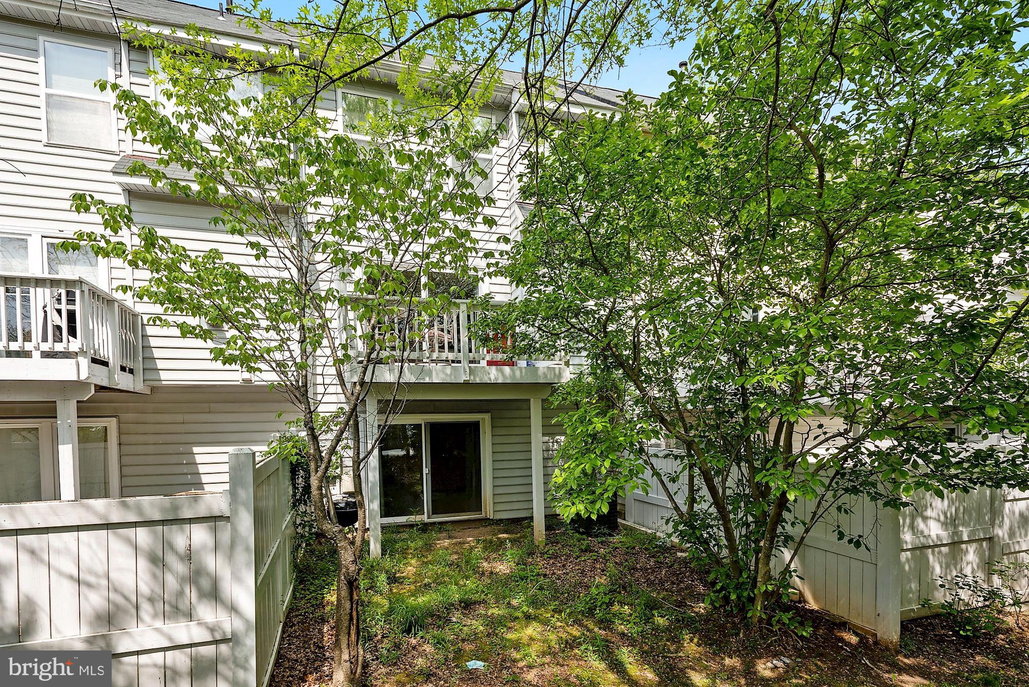 12062 EDGEMERE CIRCLE