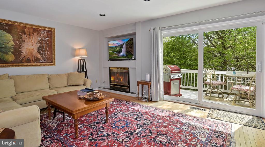 12062 EDGEMERE CIRCLE
