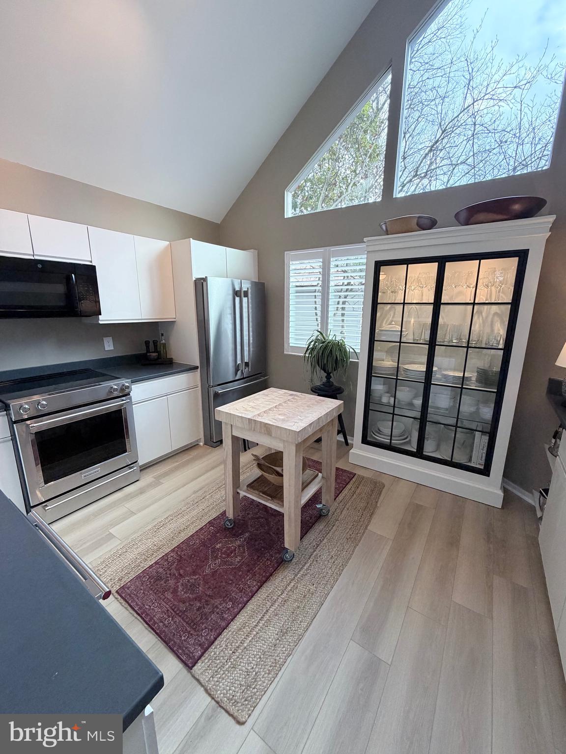 11504 TURNBRIDGE LANE