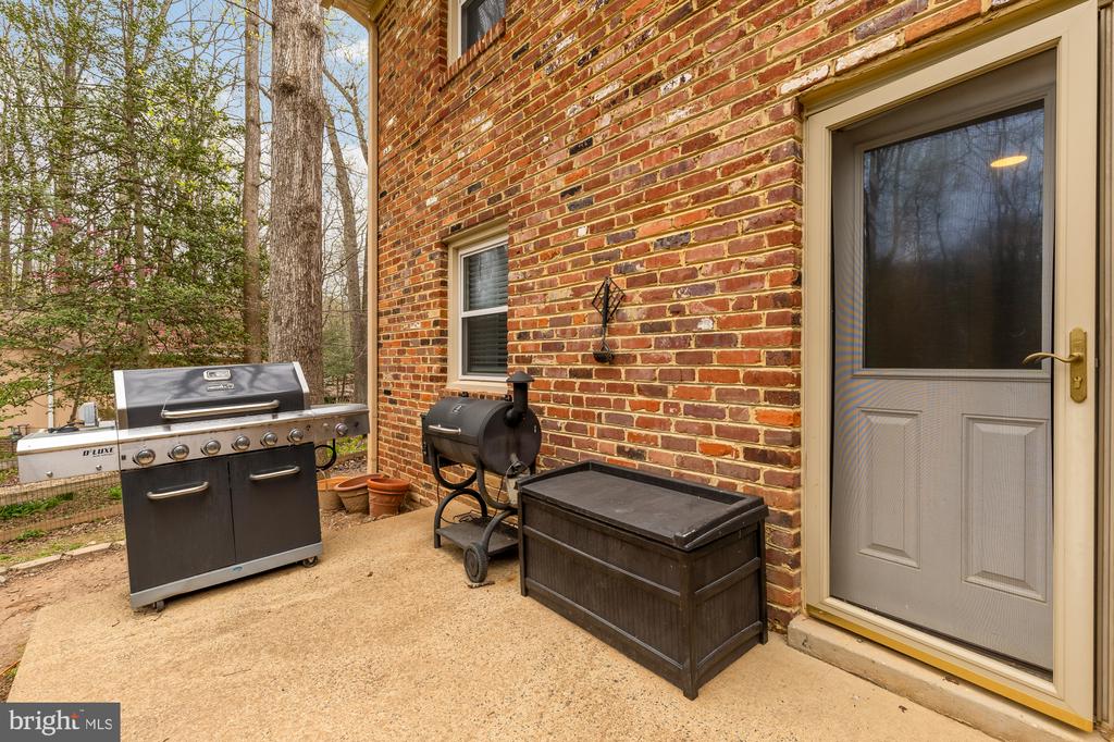 2504 FAUQUIER LANE