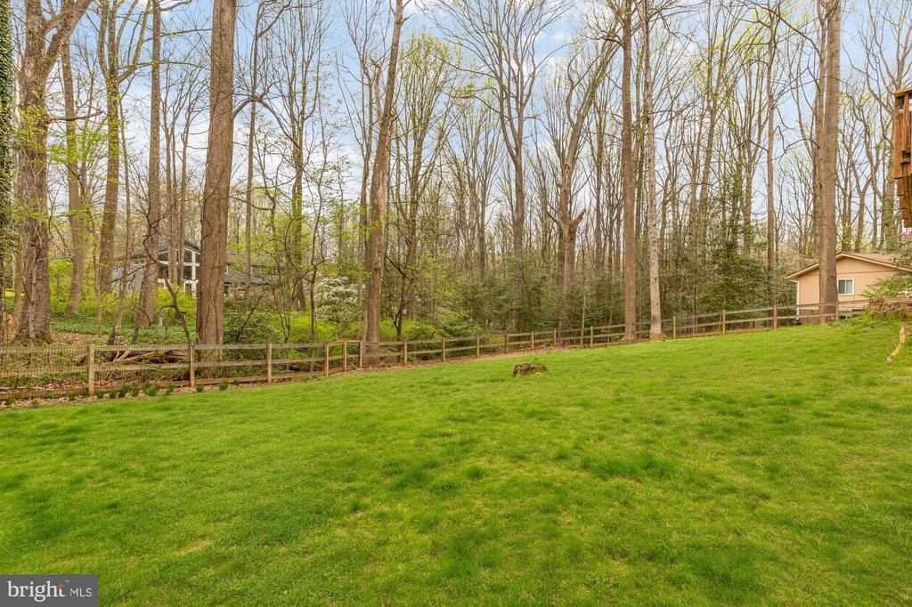 2504 FAUQUIER LANE