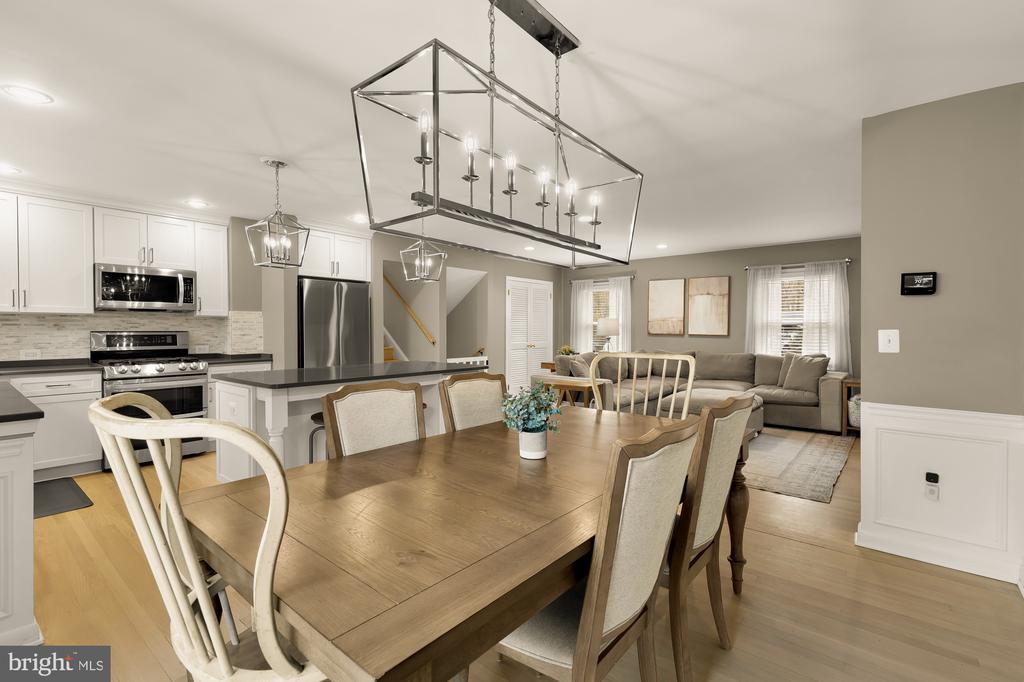 2504 FAUQUIER LANE