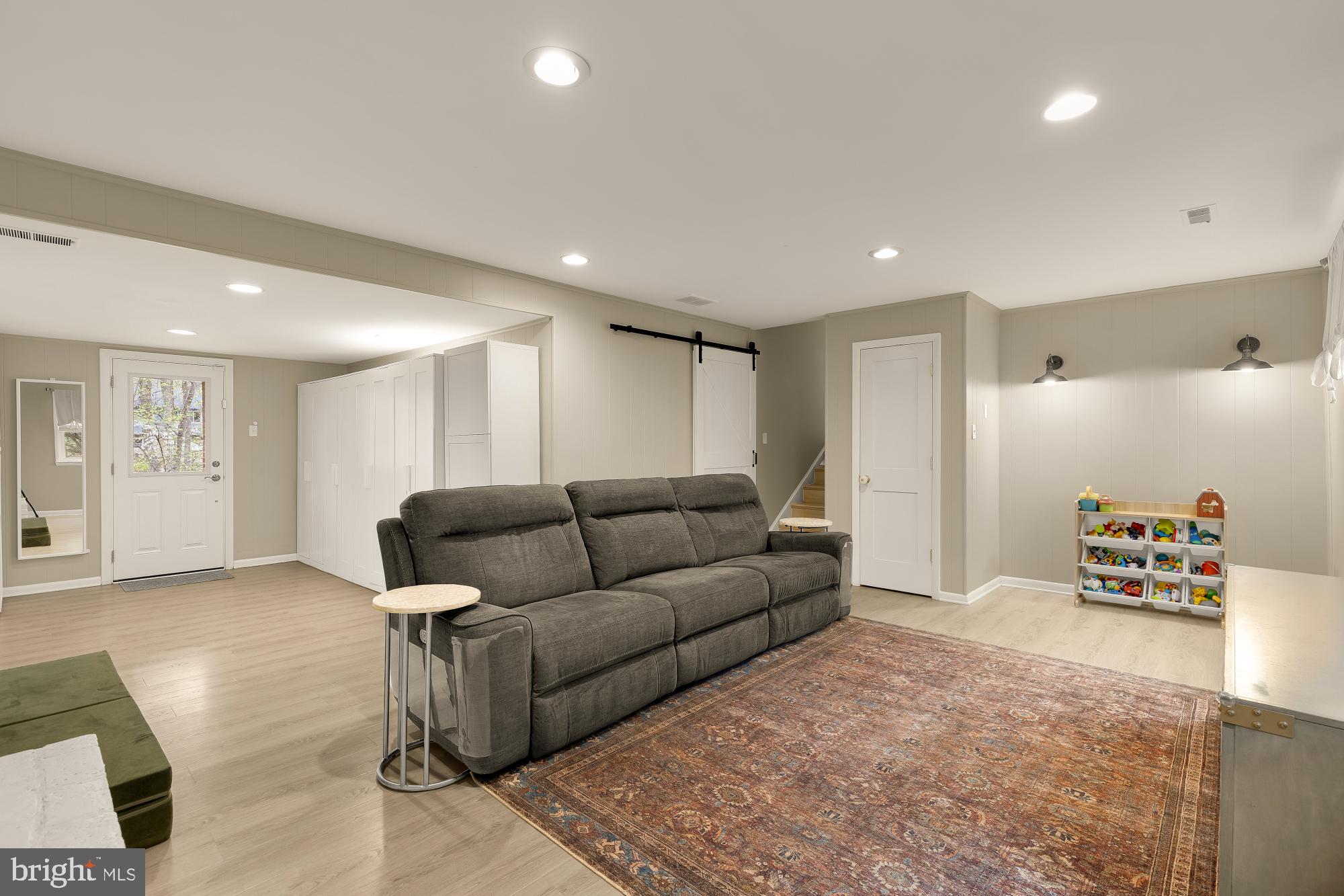 2504 FAUQUIER LANE