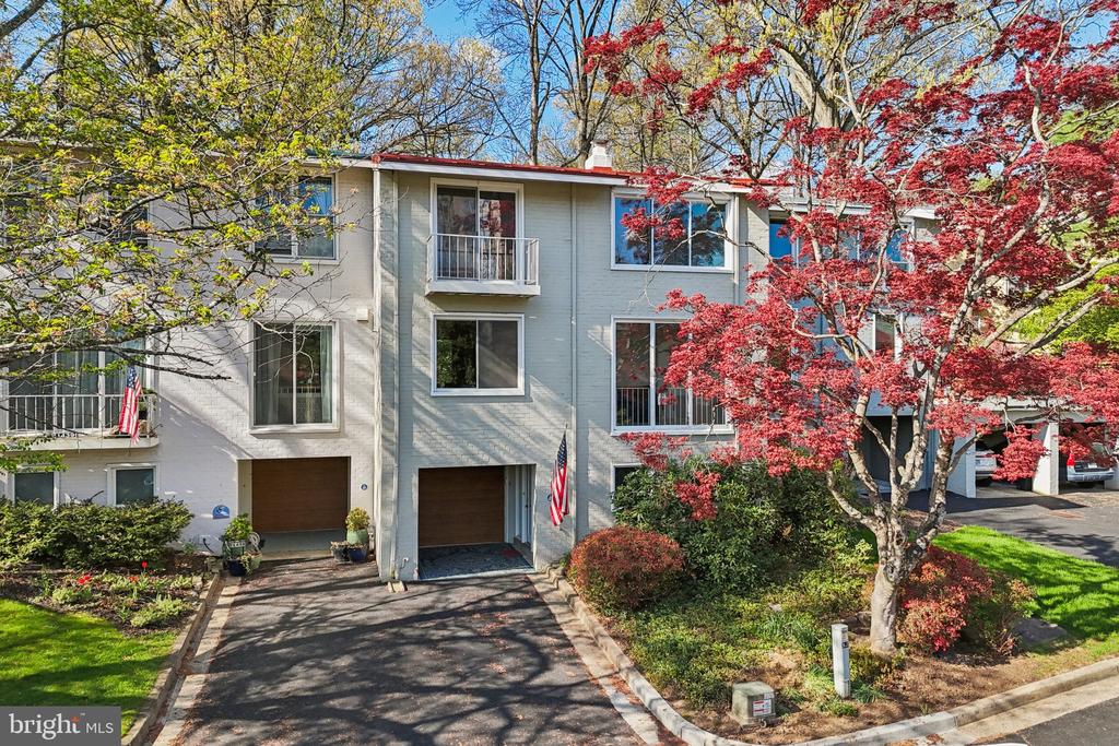 11441 WATERVIEW CLUSTER