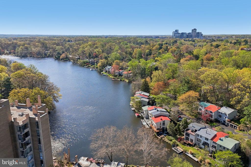 11441 WATERVIEW CLUSTER