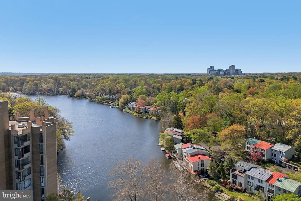 11441 WATERVIEW CLUSTER