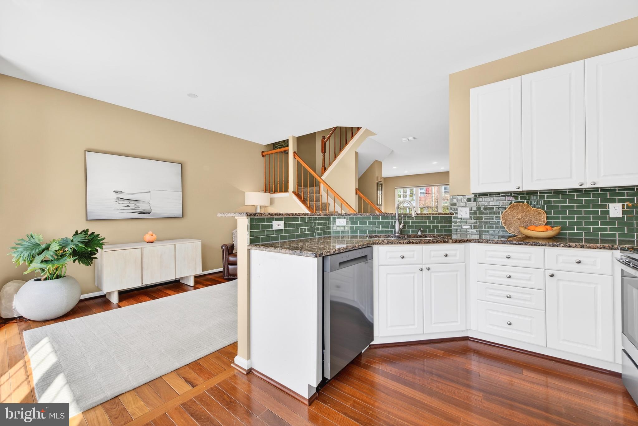 12017 EDGEMERE CIRCLE