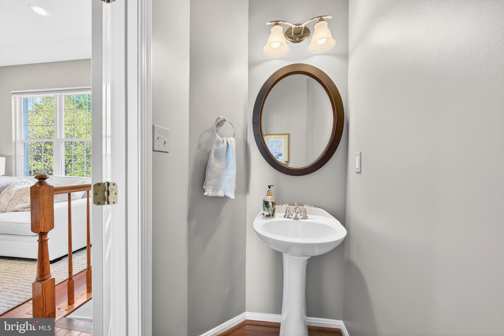 12017 EDGEMERE CIRCLE