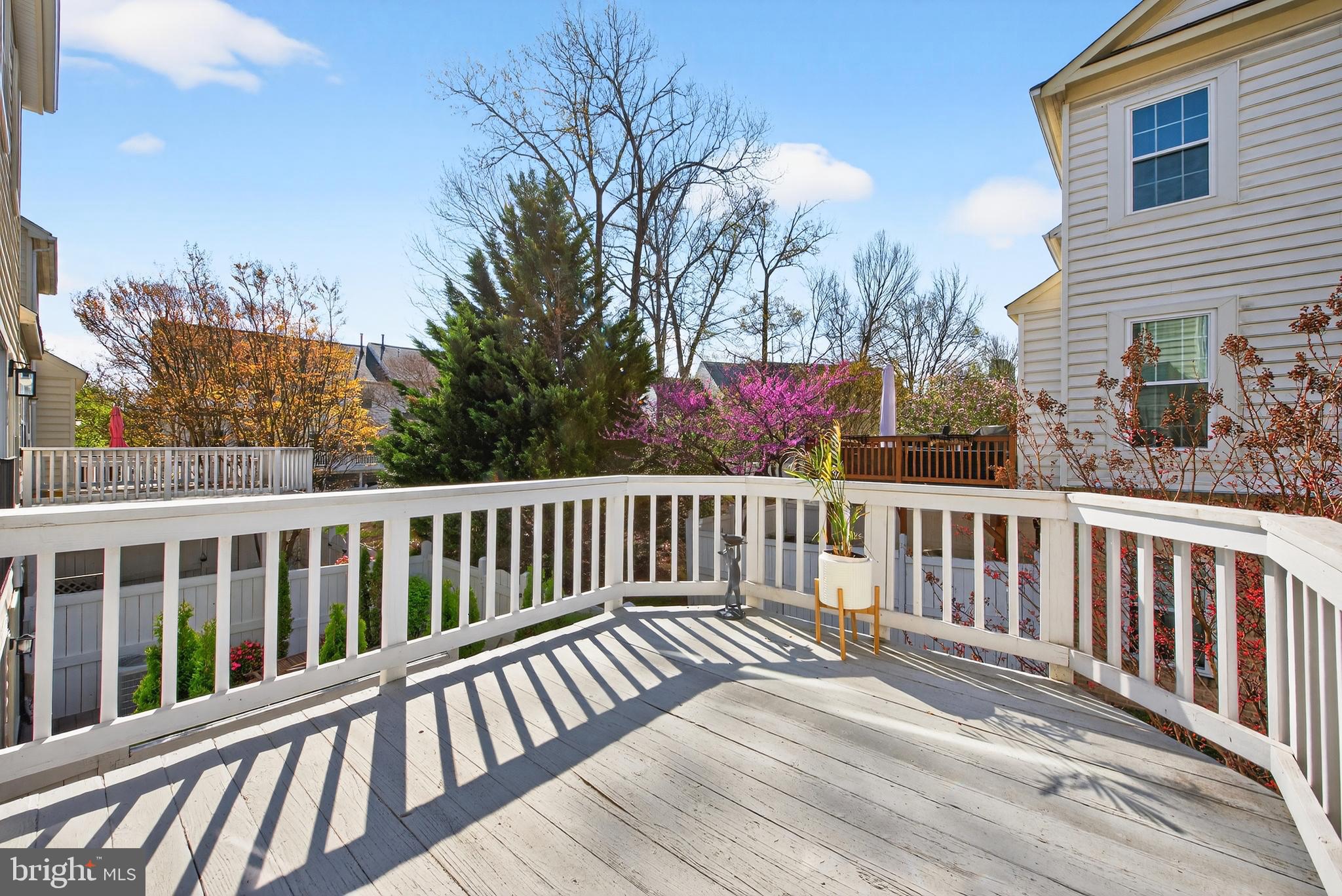 12017 EDGEMERE CIRCLE