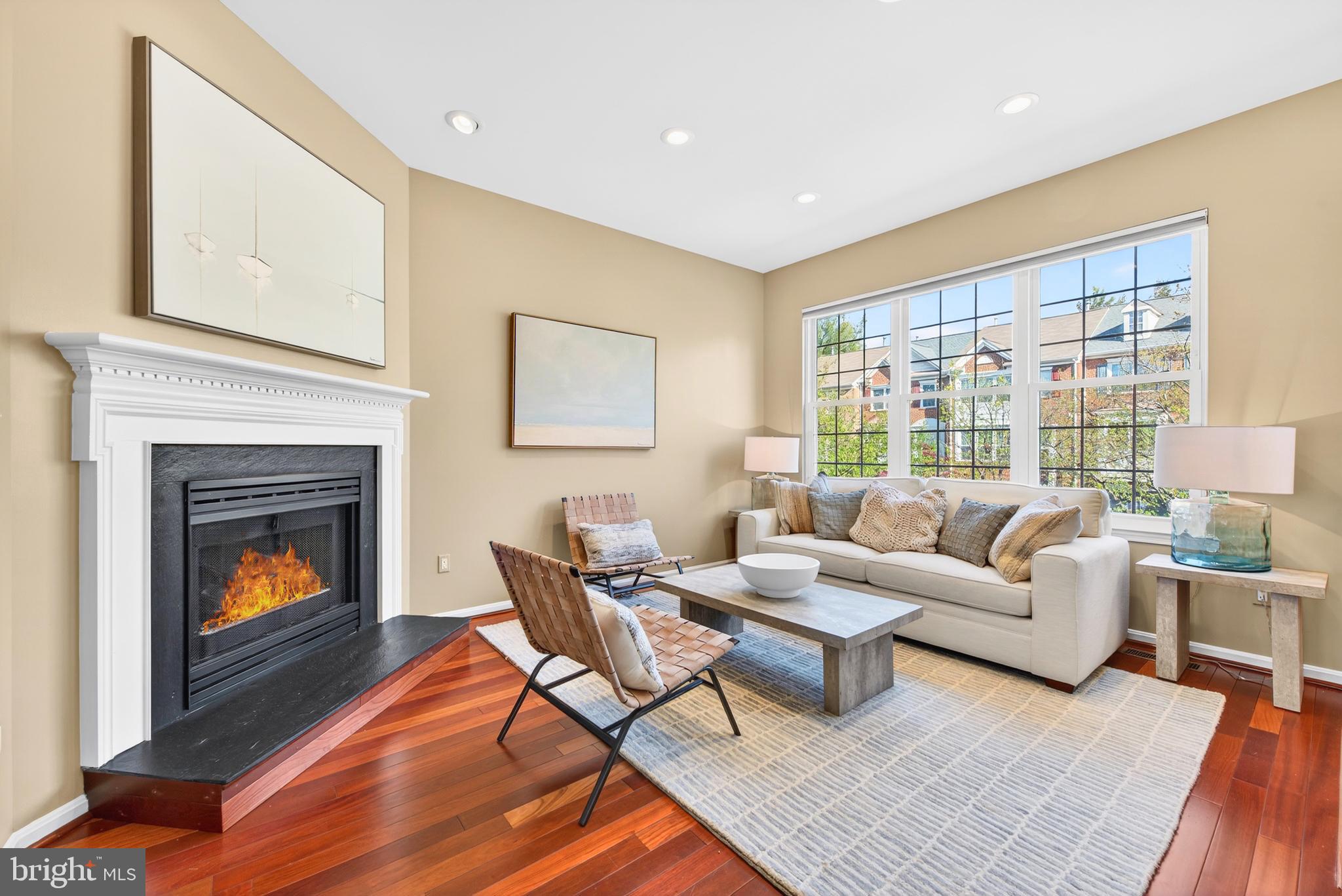 12017 EDGEMERE CIRCLE