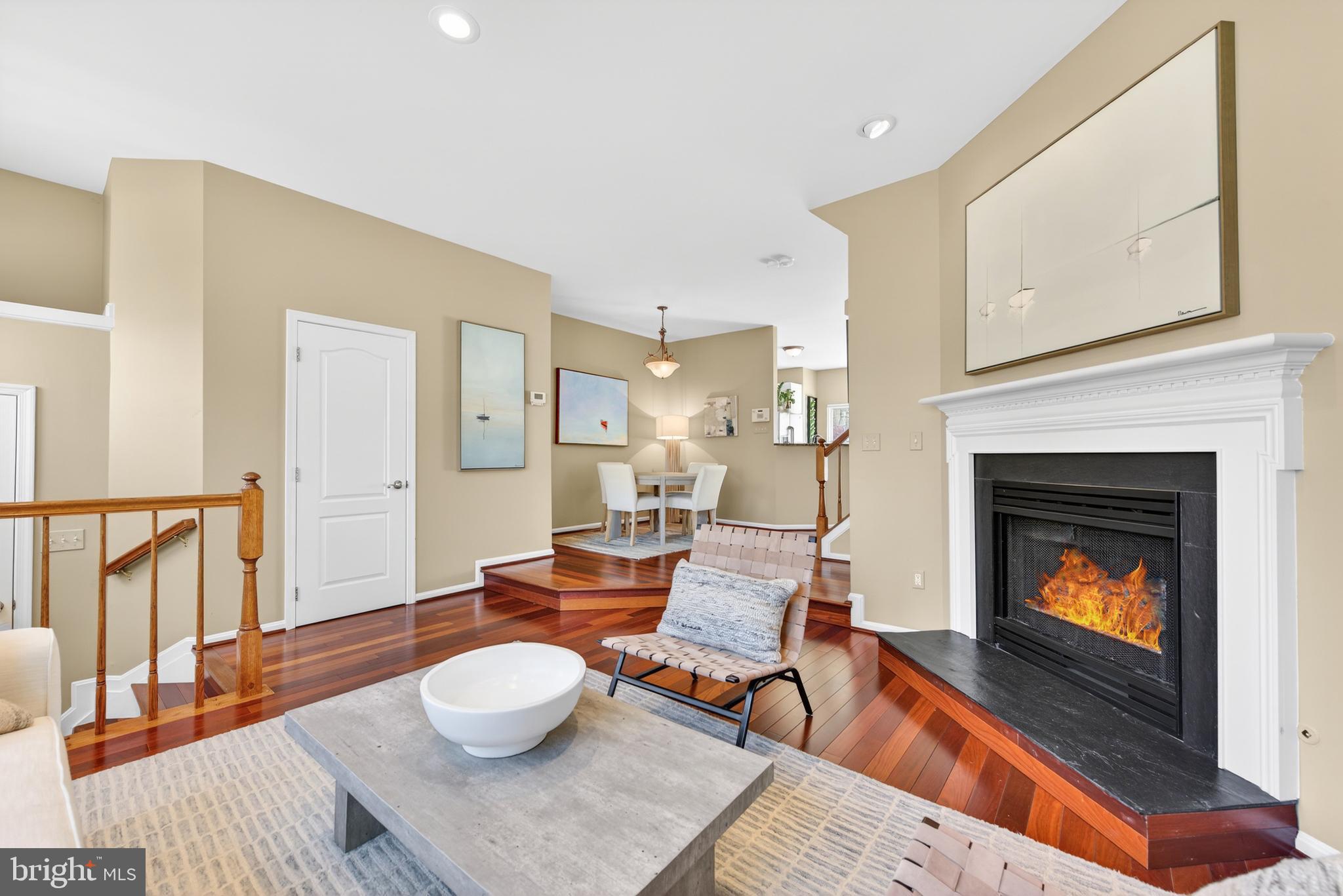 12017 EDGEMERE CIRCLE