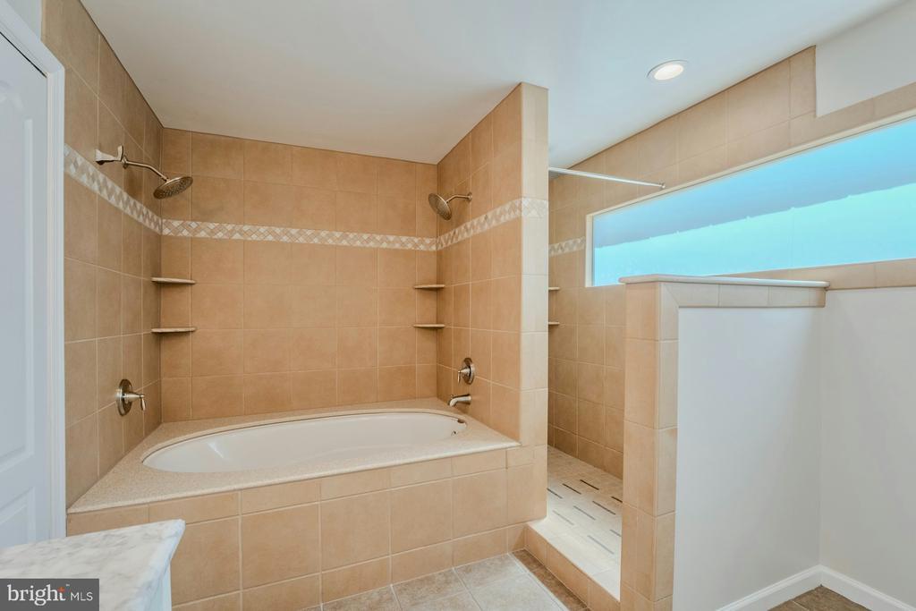 11310 HARBORSIDE CLUSTER