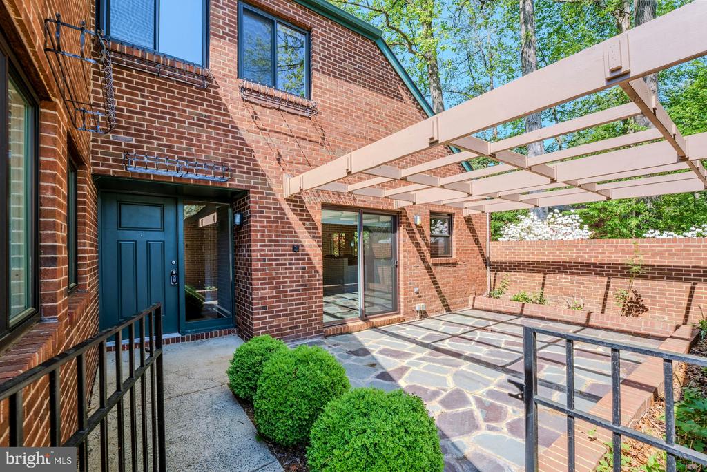 11310 HARBORSIDE CLUSTER