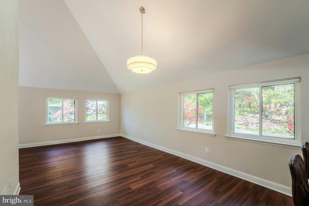 11310 HARBORSIDE CLUSTER