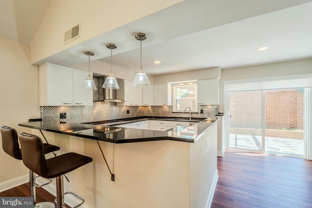 11310 HARBORSIDE CLUSTER
