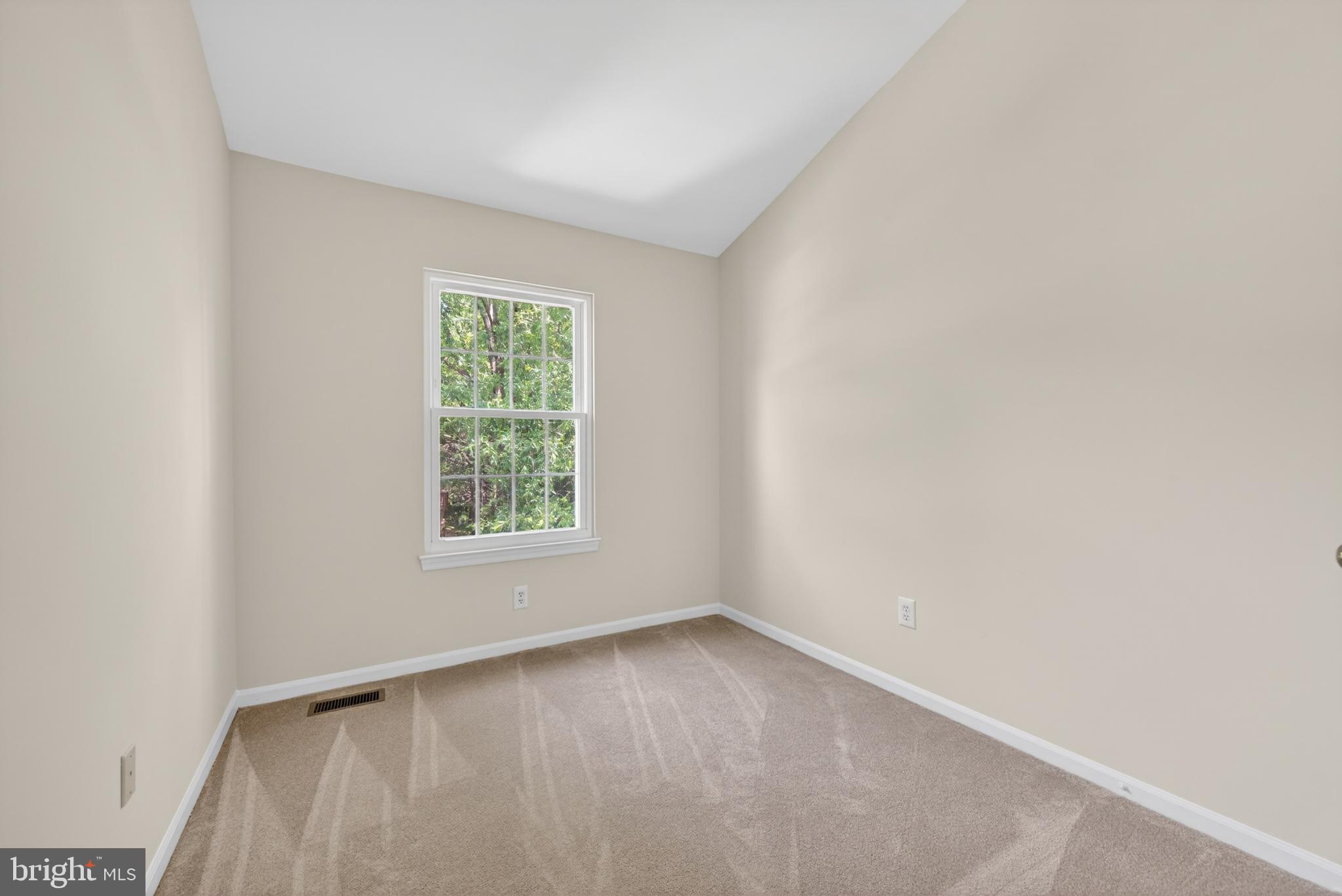 1409 PARK GARDEN LANE