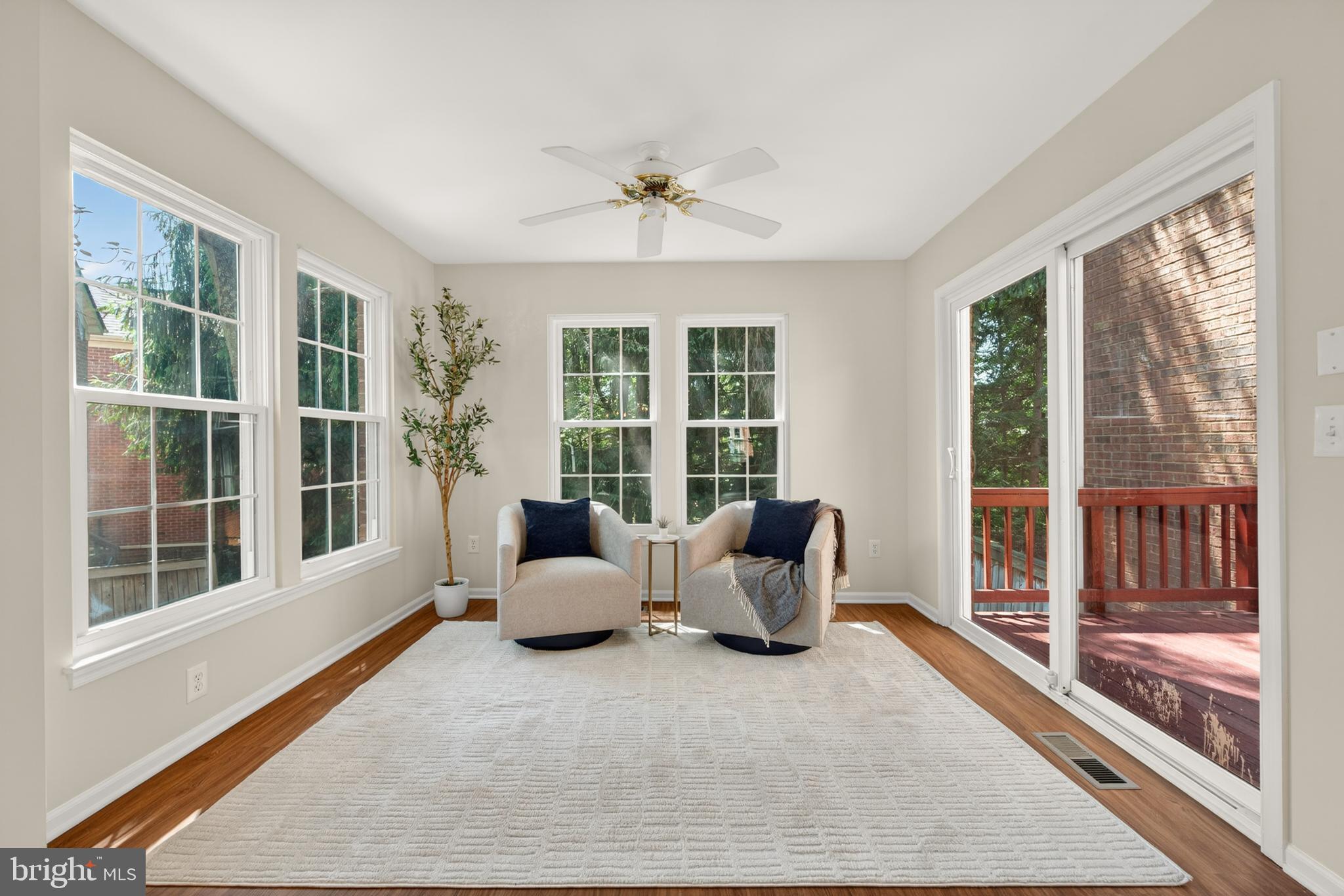 1409 PARK GARDEN LANE
