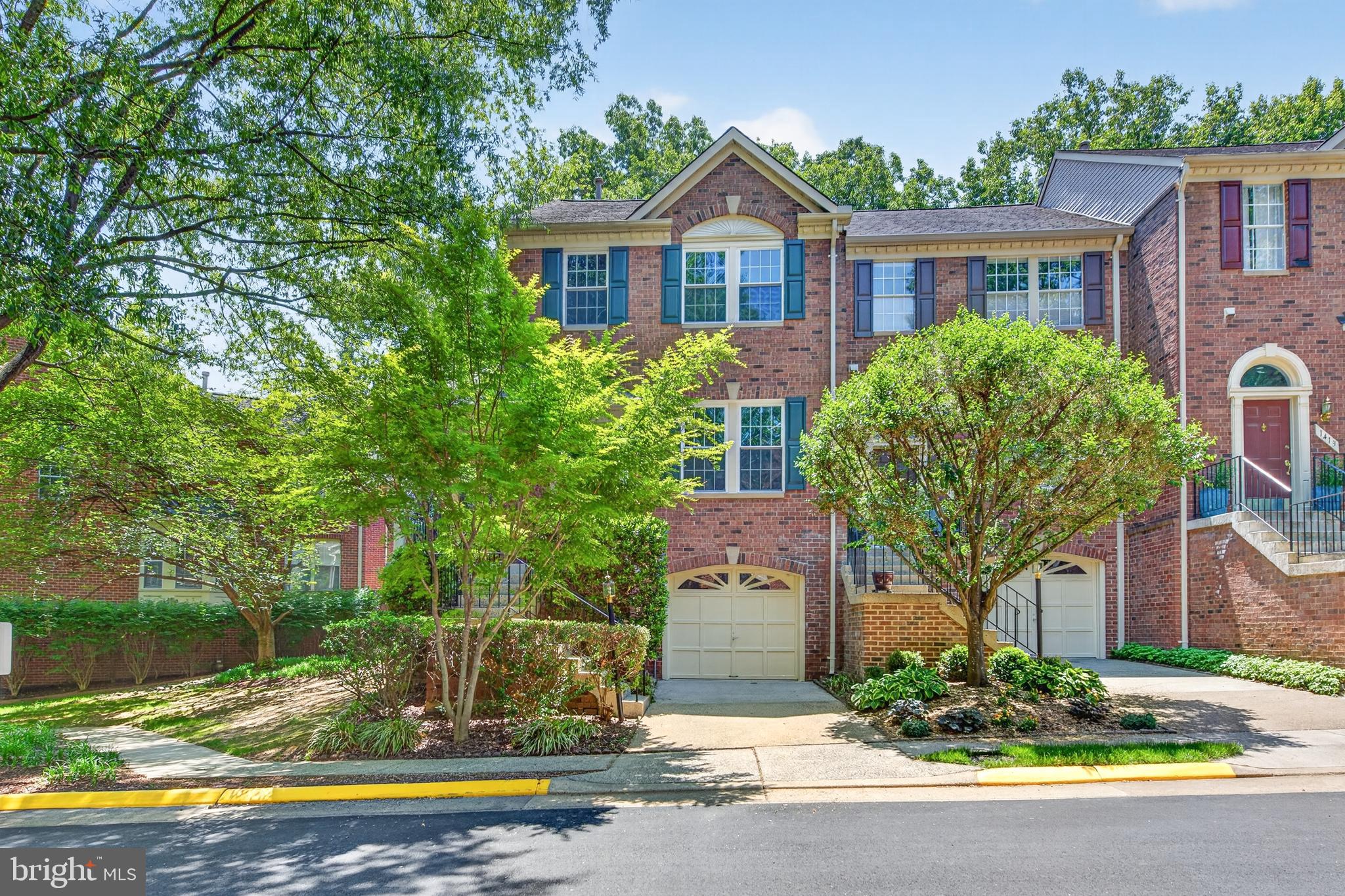 1409 PARK GARDEN LANE