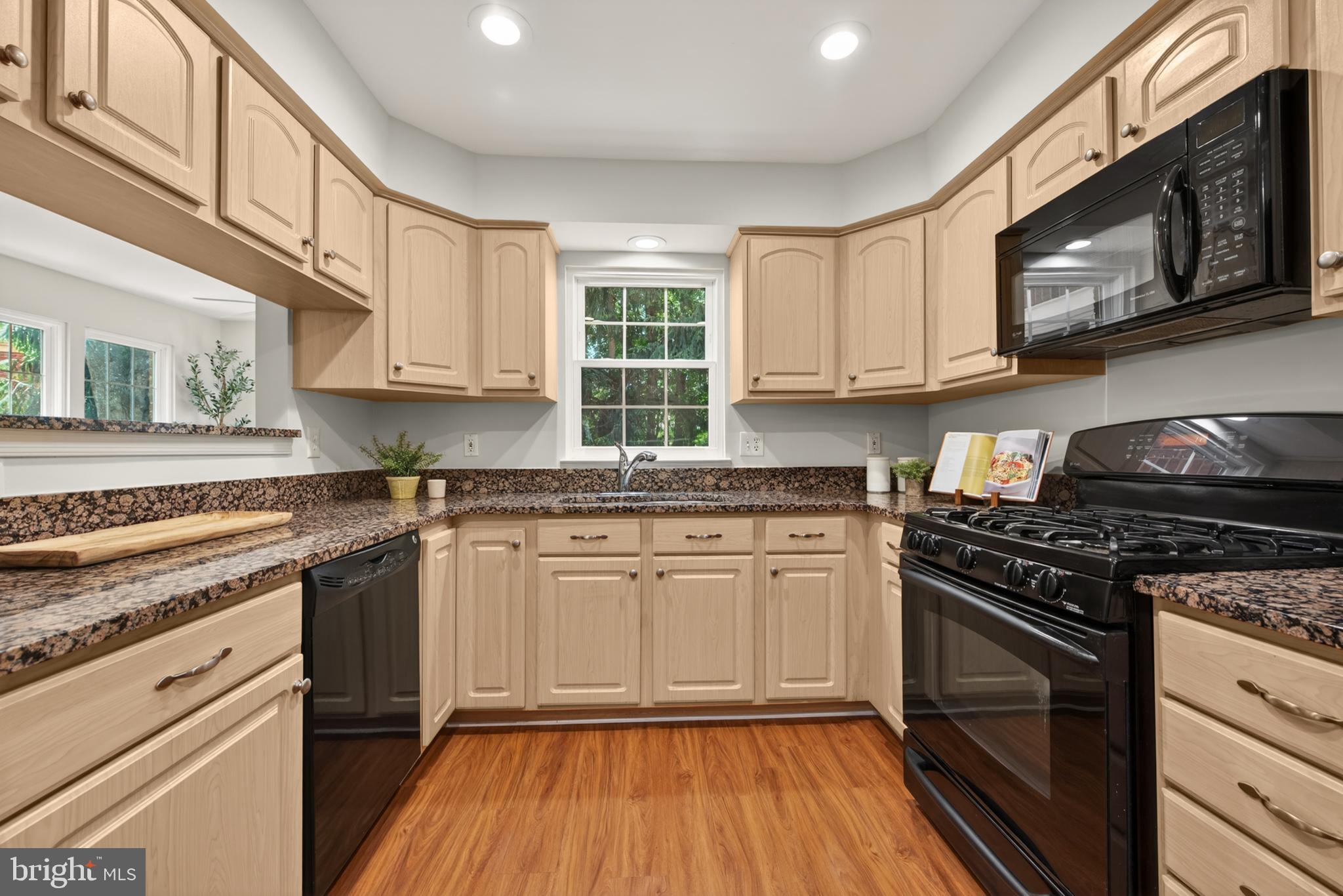 1409 PARK GARDEN LANE