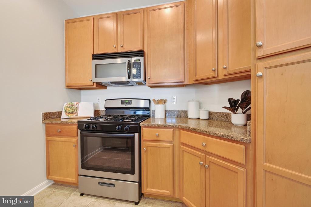 2655 PROSPERITY AVENUE Unit: 311