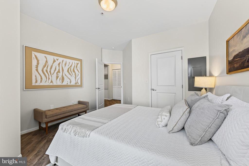 2655 PROSPERITY AVENUE Unit: 311
